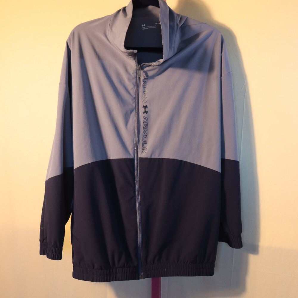 Under Armour Two-toned Wind Breaker - Full Zip Oversized - Size Large - Blue